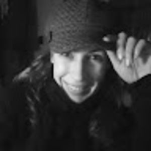 Meet your Posher, Claudia